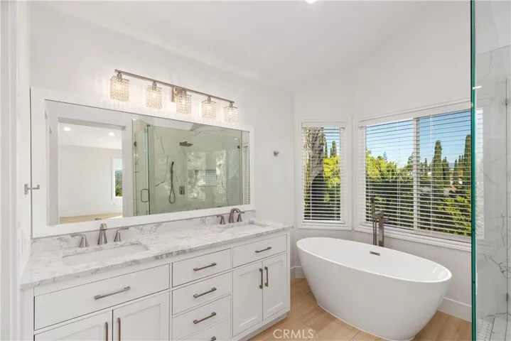 19 Tierra Vista, Laguna Hills, California 92653