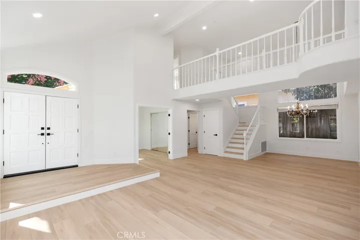 19 Tierra Vista, Laguna Hills, California 92653