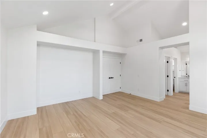 19 Tierra Vista, Laguna Hills, California 92653