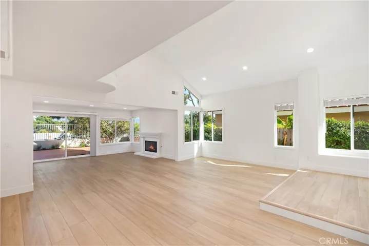 19 Tierra Vista, Laguna Hills, California 92653