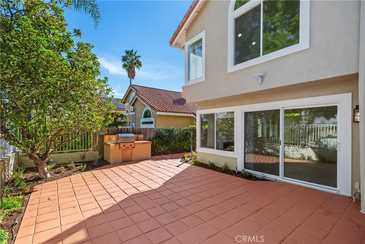 19 Tierra Vista, Laguna Hills, California 92653