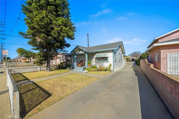 Front House currently occupied will be delivered vacant