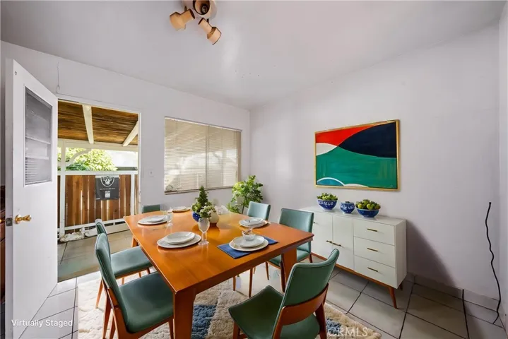 341 E 220th Street, Carson, California 90745