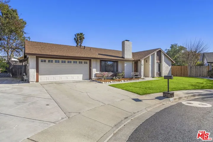 1121 Sunnyglenn Avenue, Ojai, California 93023