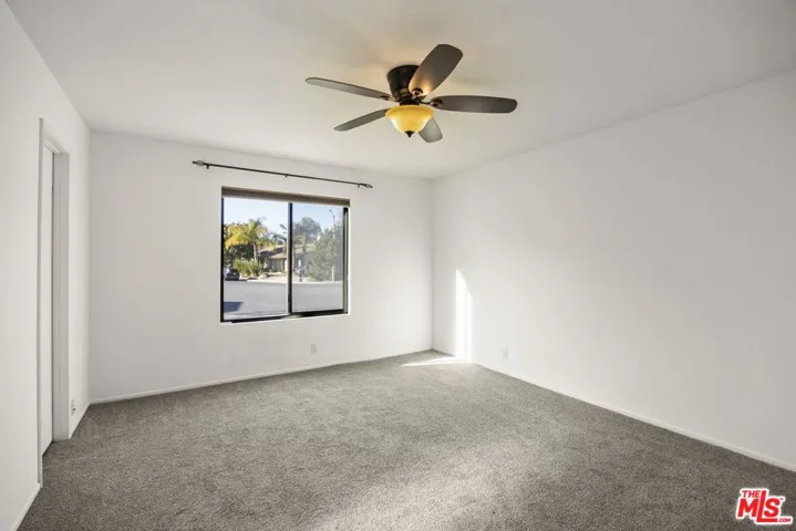 1121 Sunnyglenn Avenue, Ojai, California 93023