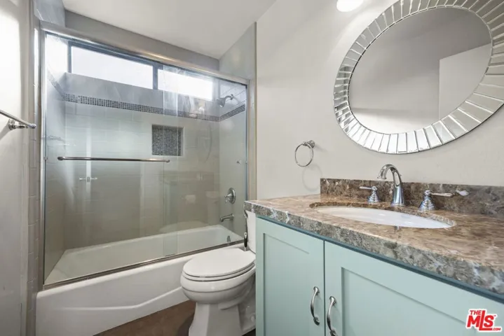 1121 Sunnyglenn Avenue, Ojai, California 93023