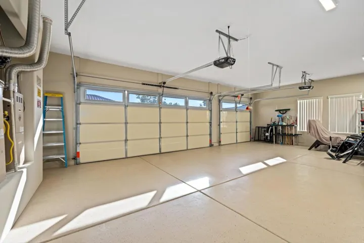 3 Car garage