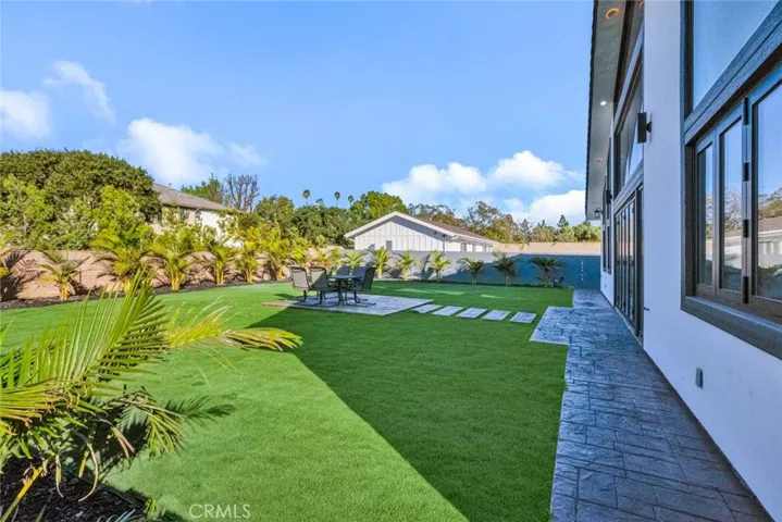 This Hone is on a 14,892 Square Foot Lot. Look at the Size of this Park-Like Back Yard!!!!!!!!!!!