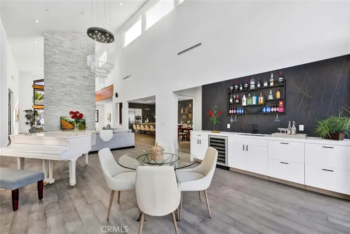 Family room with Quartz wet bar