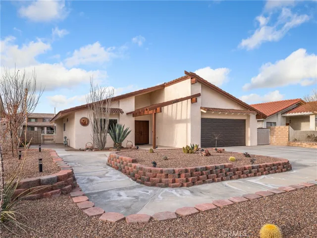 14426 Jamaica Lane, Helendale, California 92342