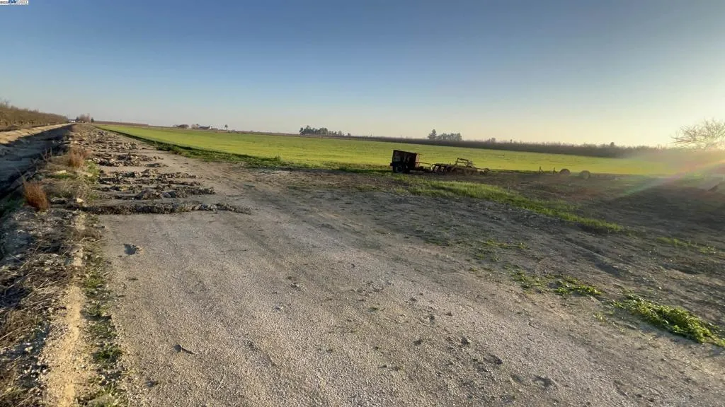 Irrigation Canal Road