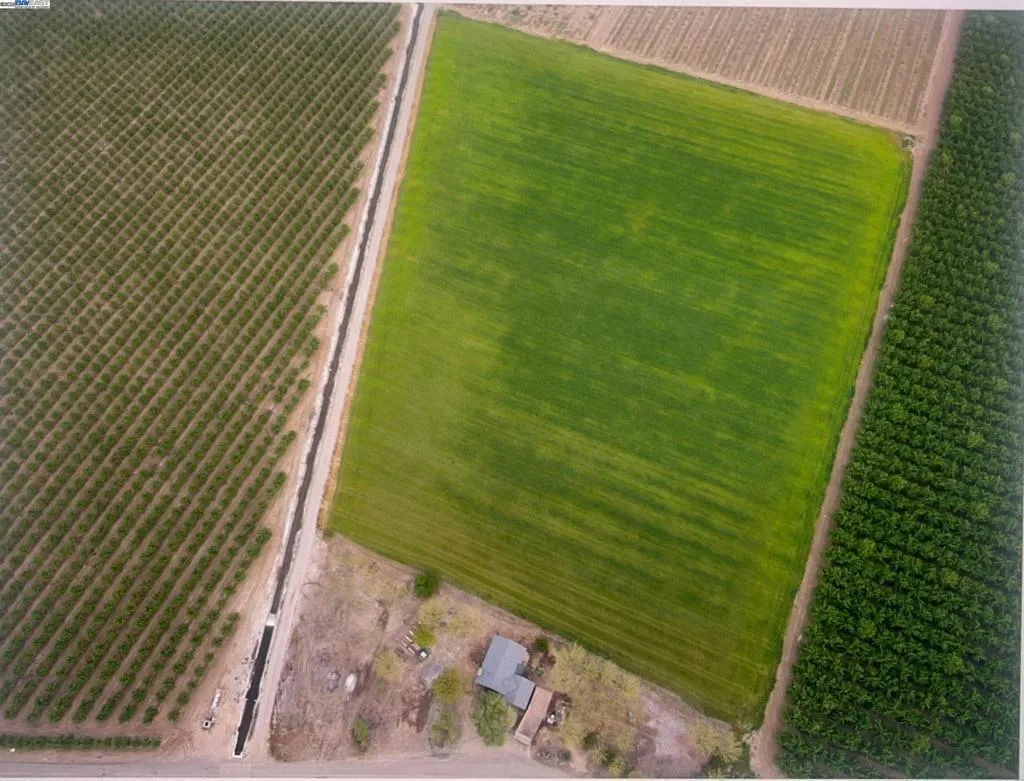 14.14 Acres with Land Water Rights