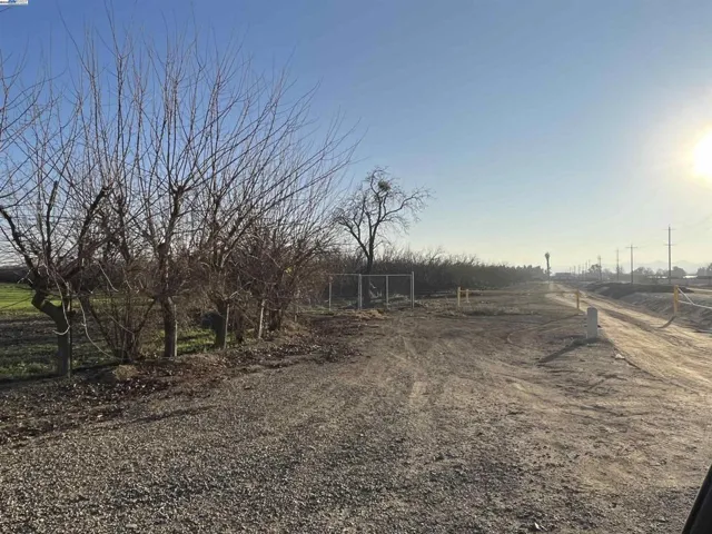 Irrigation Road