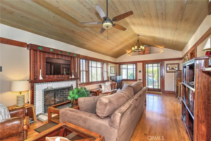 2 bedroom 2 bath house
