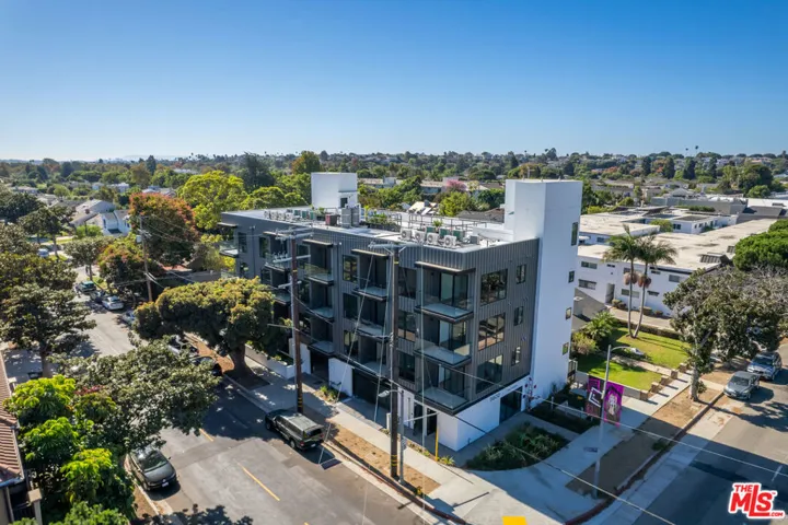 11600 National Boulevard 302, Los Angeles, California 90064