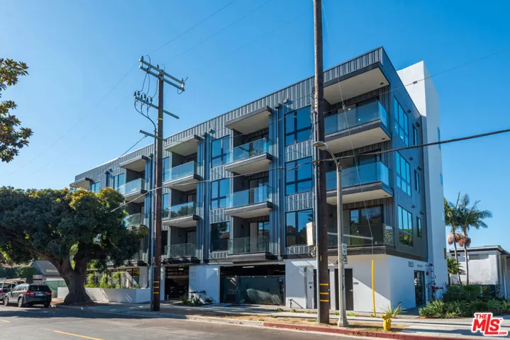 11600 National Boulevard 302, Los Angeles, California 90064