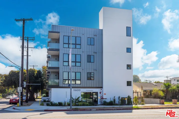 11600 National Boulevard 302, Los Angeles, California 90064