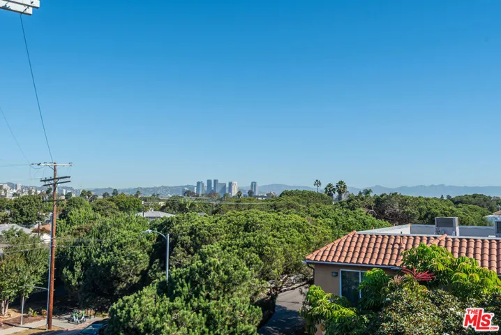 11600 National Boulevard 302, Los Angeles, California 90064