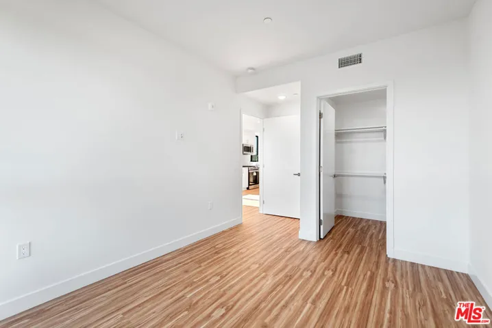 11600 National Boulevard 302, Los Angeles, California 90064