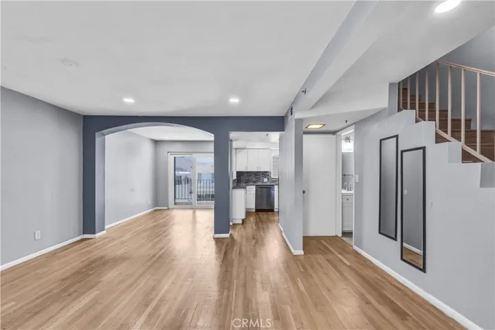 520 N Louise Street 207, Glendale, California 91206