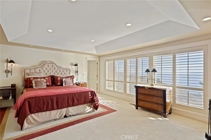 8 Burrell Lane, Rancho Palos Verdes, California 90275