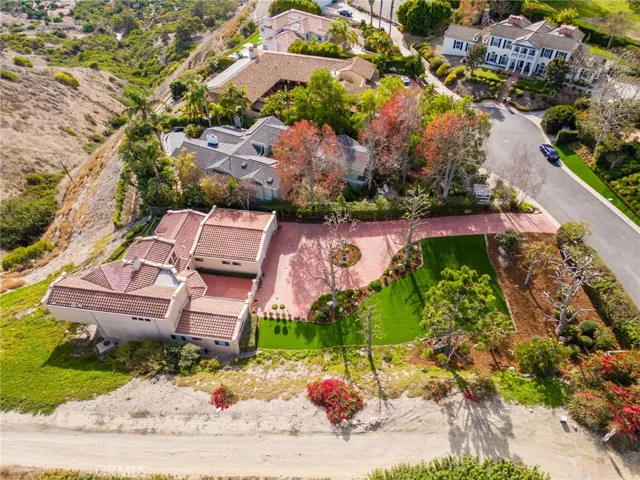 8 Burrell Lane, Rancho Palos Verdes, California 90275