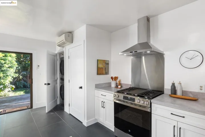 1620 Hopkins St, Berkeley, California 94707
