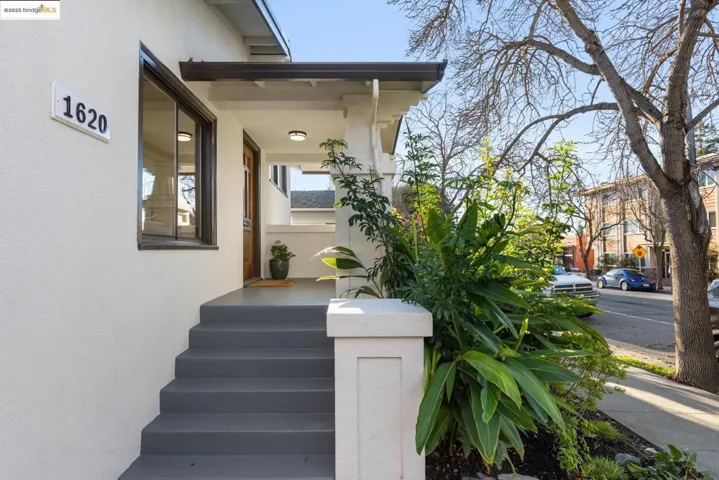 1620 Hopkins St, Berkeley, California 94707