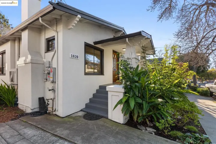 1620 Hopkins St, Berkeley, California 94707