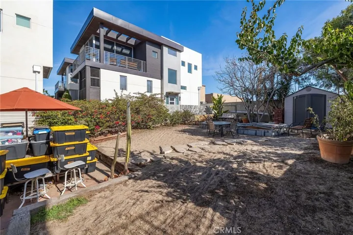 722 Loma Drive, Hermosa Beach, California 90254