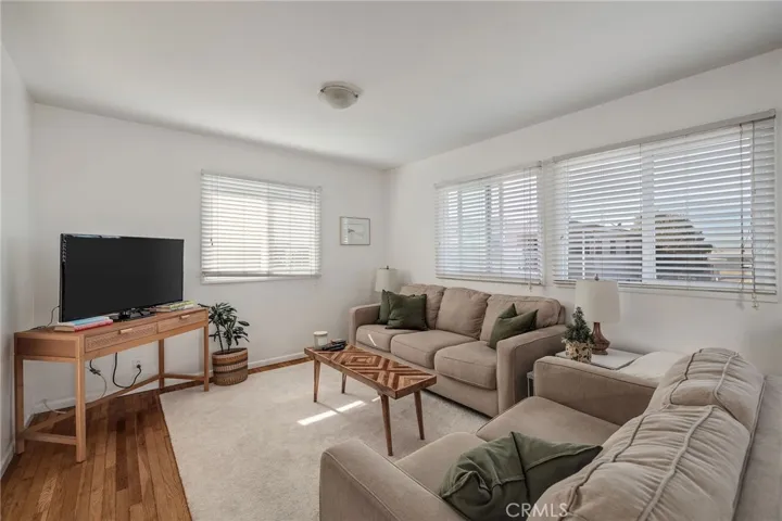 722 Loma Drive, Hermosa Beach, California 90254
