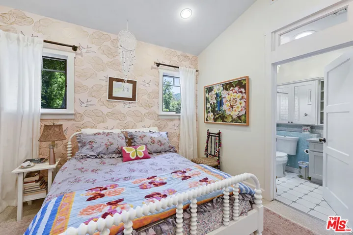 1430 Bonnell Drive, Topanga, California 90290