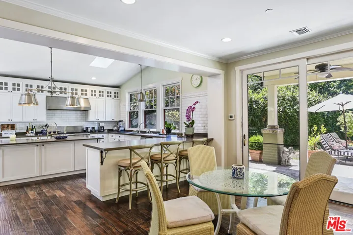 1430 Bonnell Drive, Topanga, California 90290