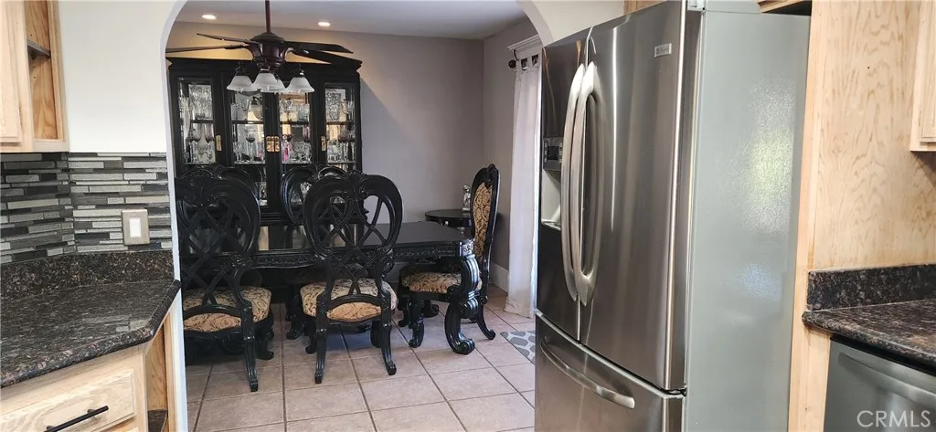 7390 Victoria Avenue, Yucca Valley, California 92284