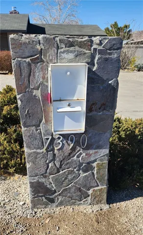 7390 Victoria Avenue, Yucca Valley, California 92284