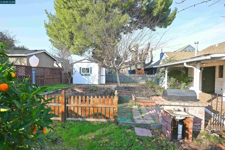 213 W 18th Street, Antioch, California 94509