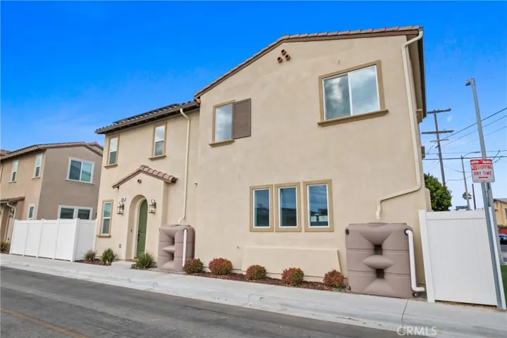 1600 Plaza Del Amo, Torrance, California 90501
