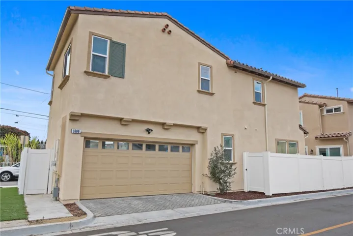 1600 Plaza Del Amo, Torrance, California 90501