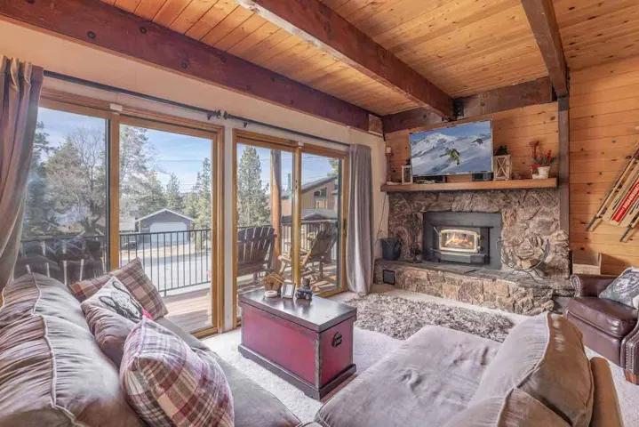 Livingroom3