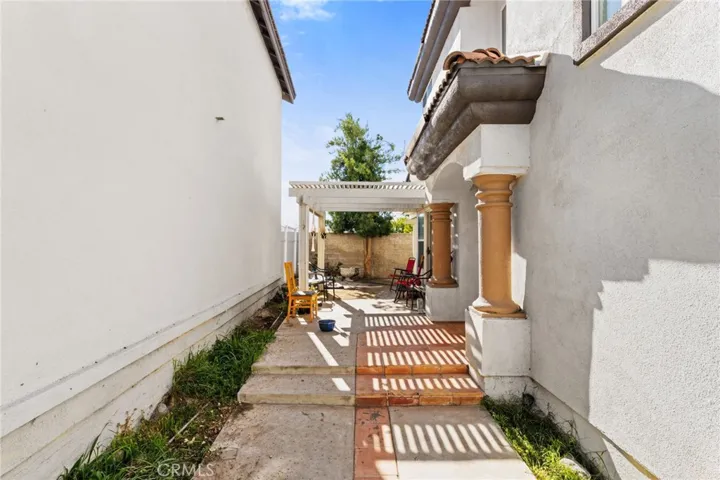 28955 Calle Rivera, Highland, California 92346