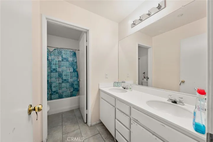 28955 Calle Rivera, Highland, California 92346