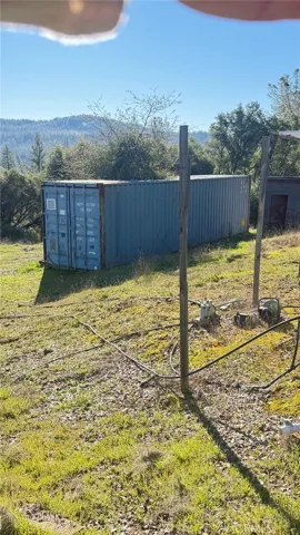 Storage container