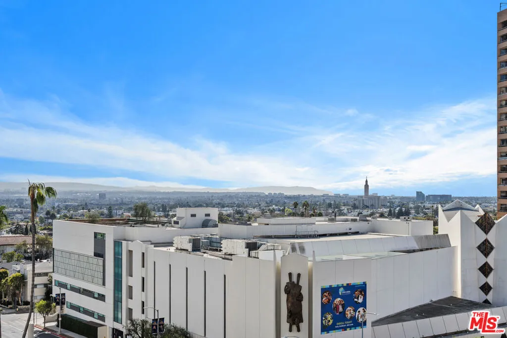 10375 Wilshire Boulevard 7d, Los Angeles, California 90024 home-pic-36