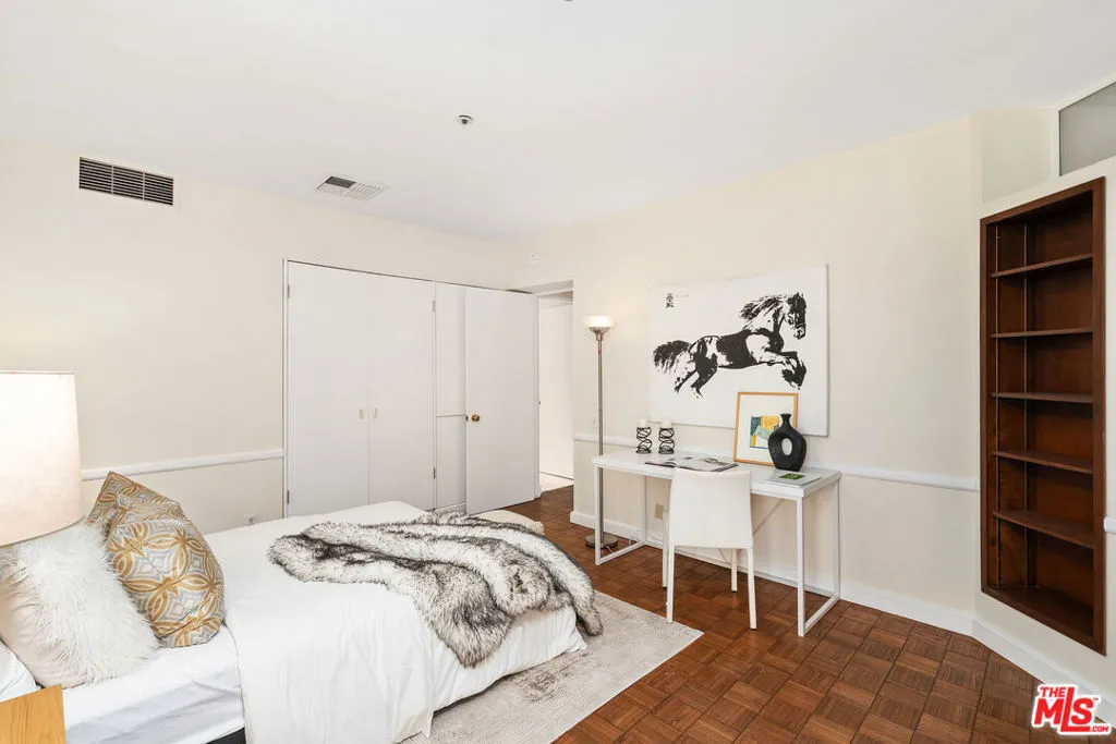10375 Wilshire Boulevard 7d, Los Angeles, California 90024 home-pic-15