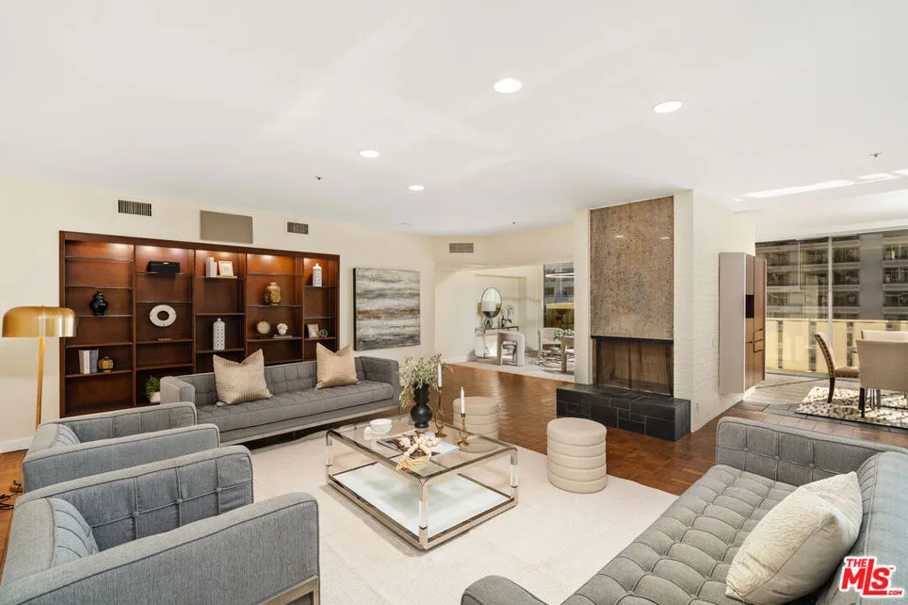 10375 Wilshire Boulevard 7d, Los Angeles, California 90024 home-pic-0