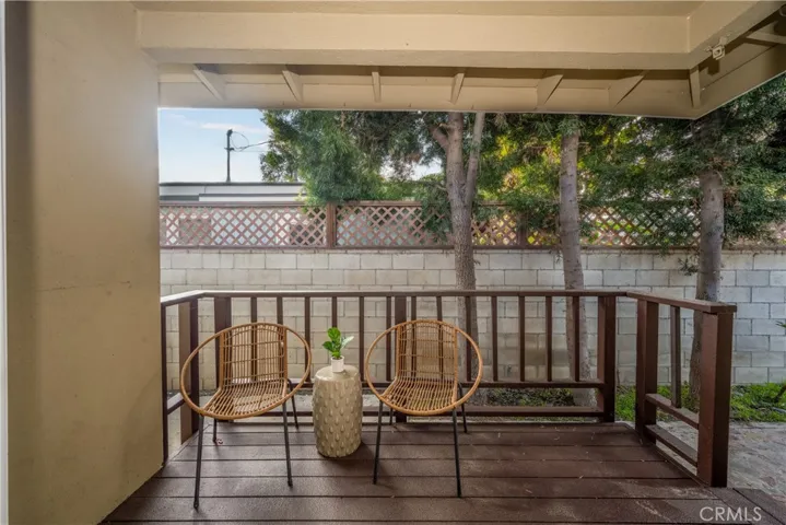 3611 Senasac Avenue, Long Beach, California 90808