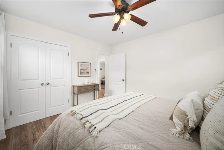 3611 Senasac Avenue, Long Beach, California 90808