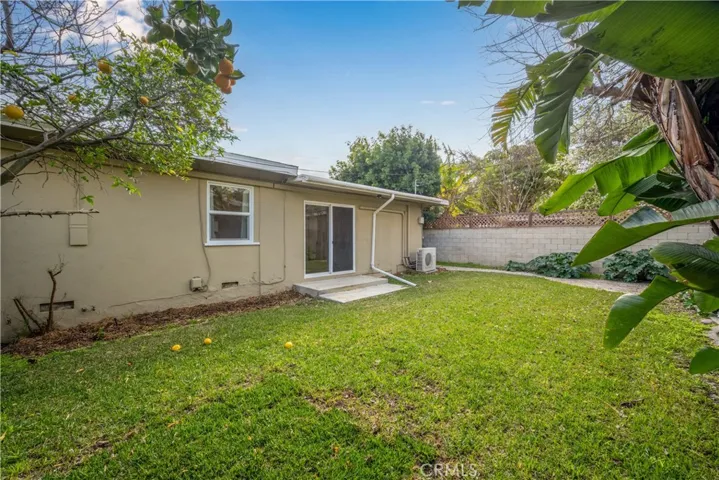 3611 Senasac Avenue, Long Beach, California 90808