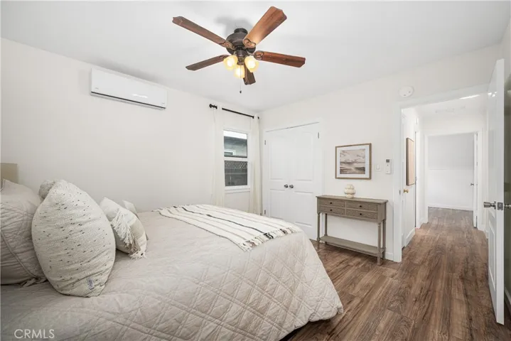 3611 Senasac Avenue, Long Beach, California 90808