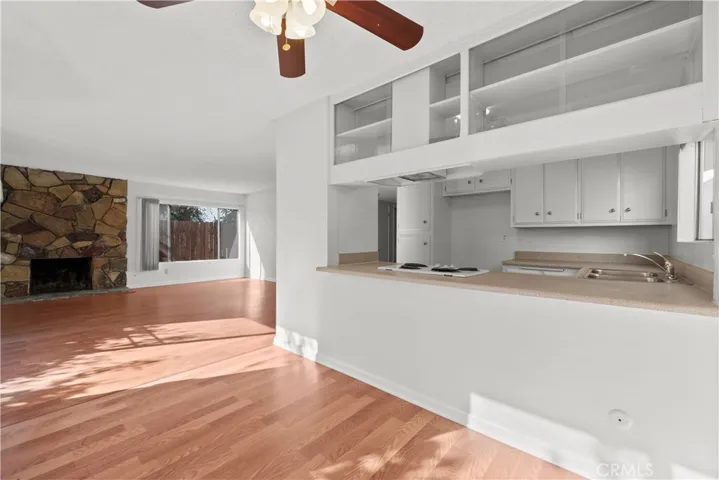 1164 Raymond Avenue, Glendale, California 91201